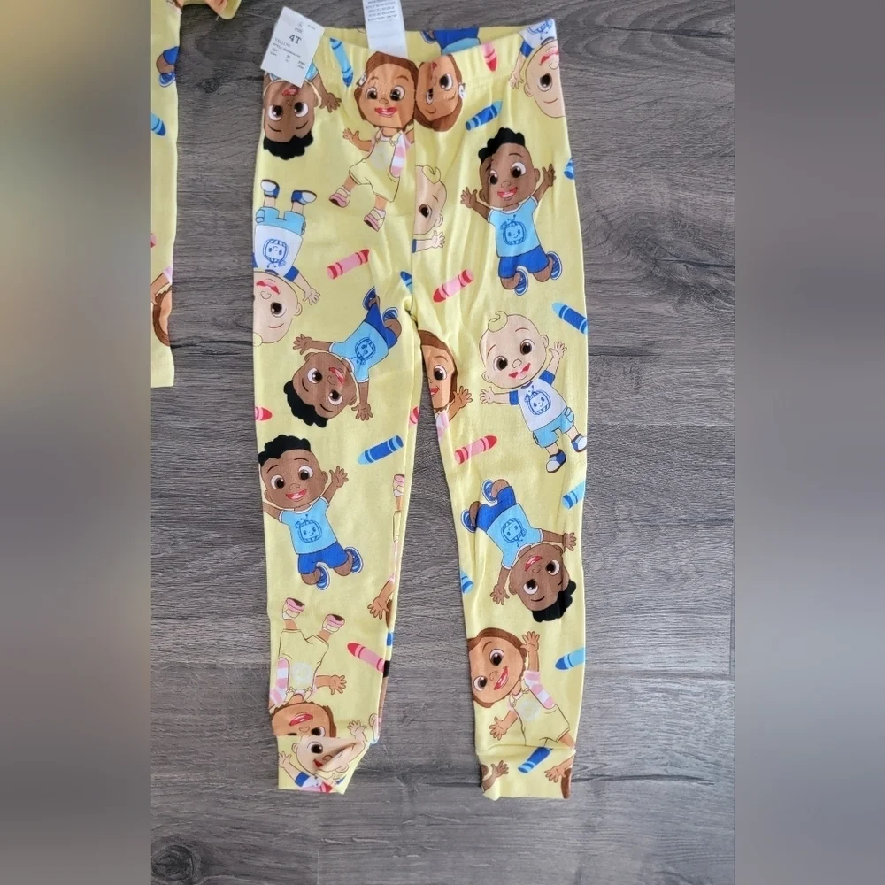 Kids' Cocomelon Pajama Set Size 4t NWT